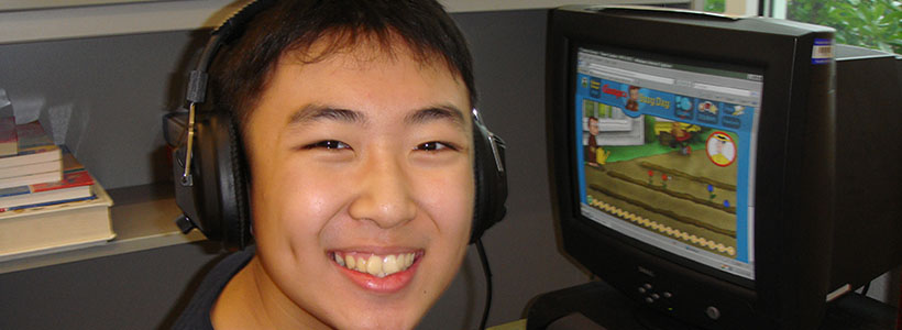 Photo: Student using computer
