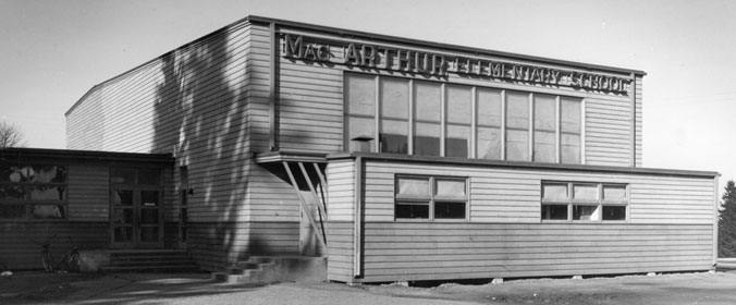 Mac Arthur Elementary School building