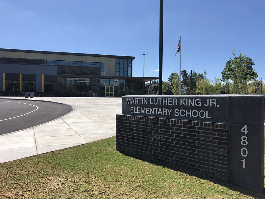 new King Elementary sign